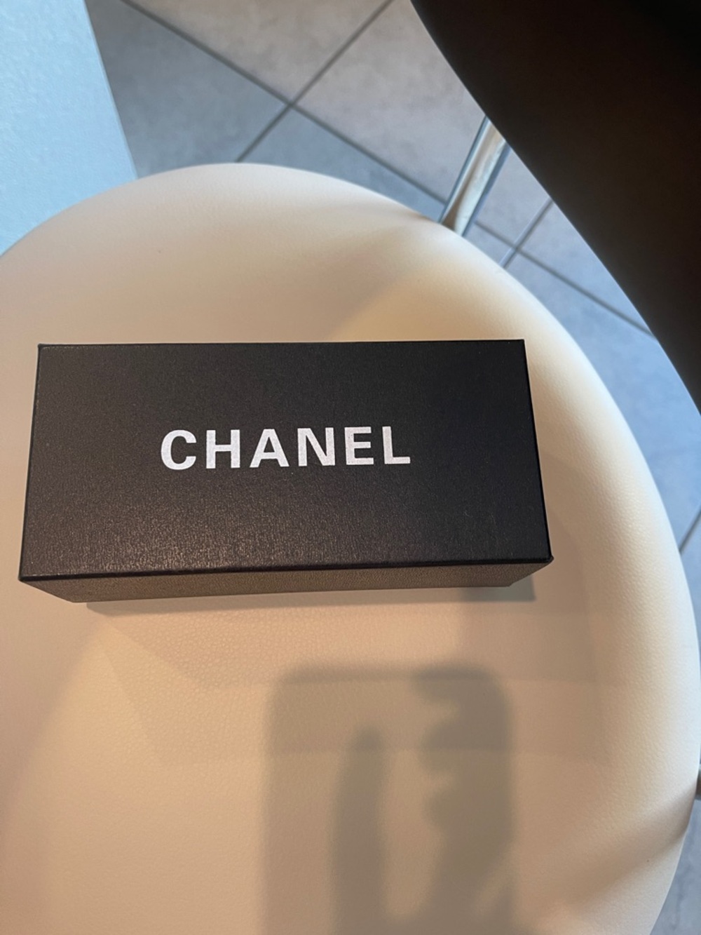 CHANEL Black and White Signature Jewelry Boxes - Pair - Picture 2 of 3